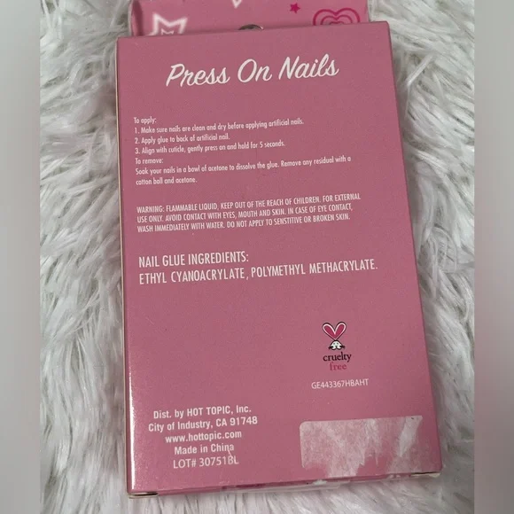 SWEET SOCIETY Pink Rhinestone Jeweled Coffin Shaped Press On Nails Manicure Set - Picture 3 of 5